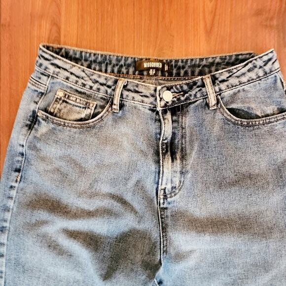 MISSGUIDED MED WASH DISTRESSED JEANS SIZE 8 - Picture 6 of 8